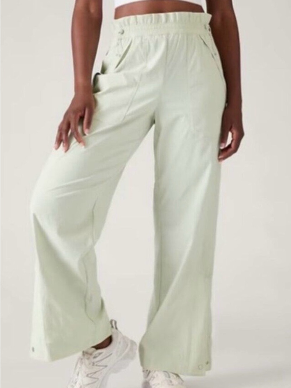 ATHLETA Trekkie High-Rise Parachute Pants 
Celadon Light Green Gray Size 12